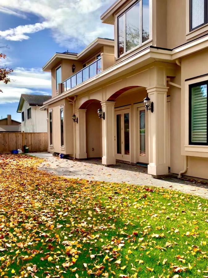 Vancouver Shangrila House Ричмонд Екстер'єр фото